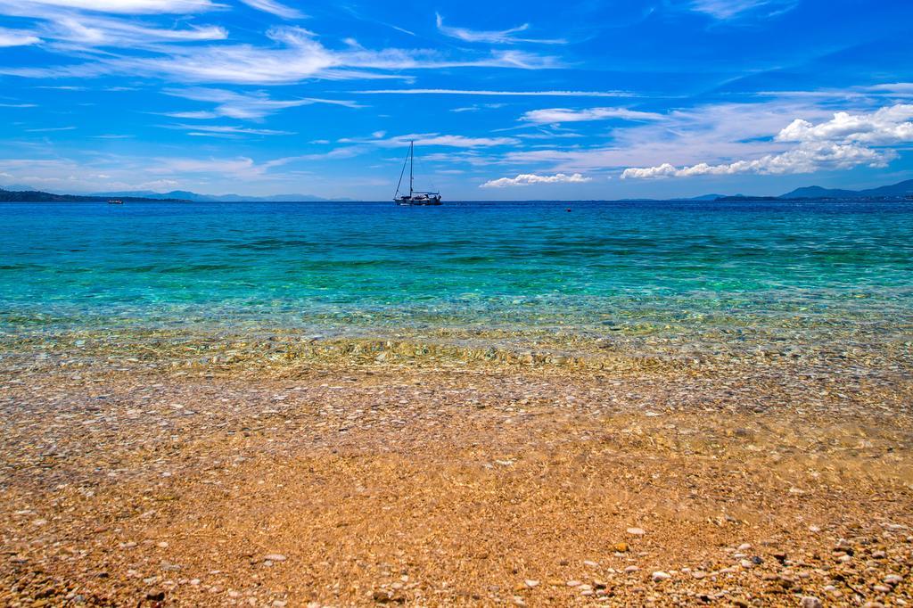 Krouzeri Beach Apartments Nisaki  客房 照片