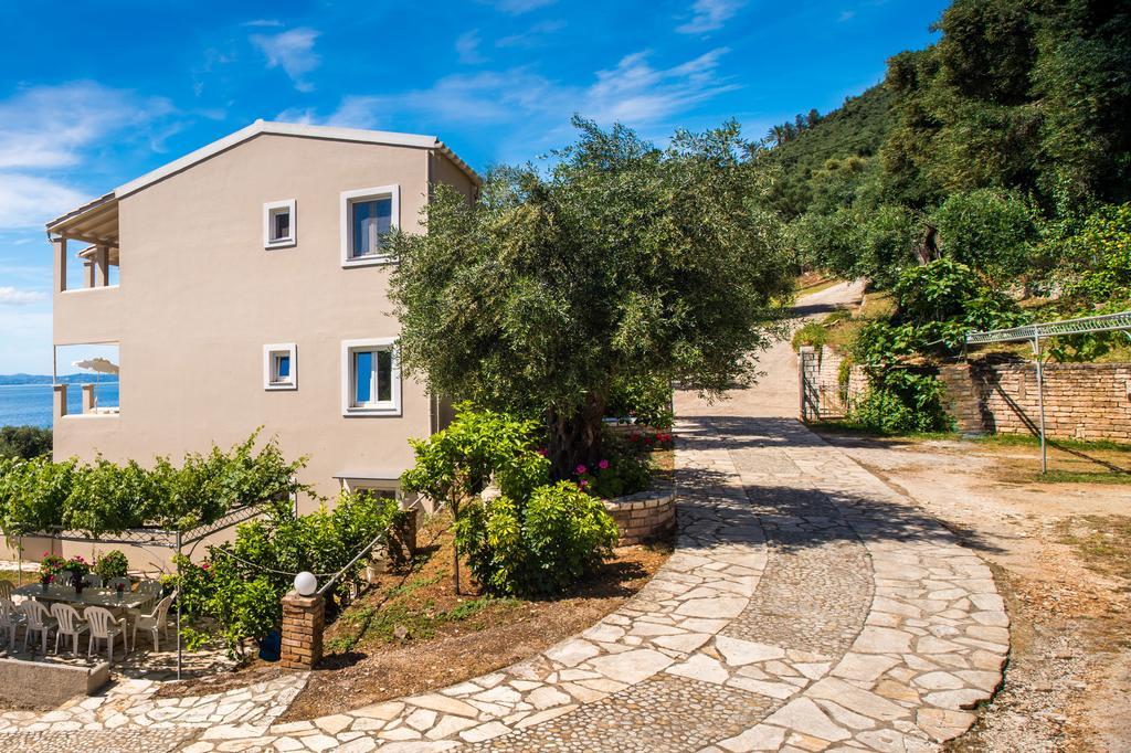 Krouzeri Beach Apartments Nisaki  客房 照片
