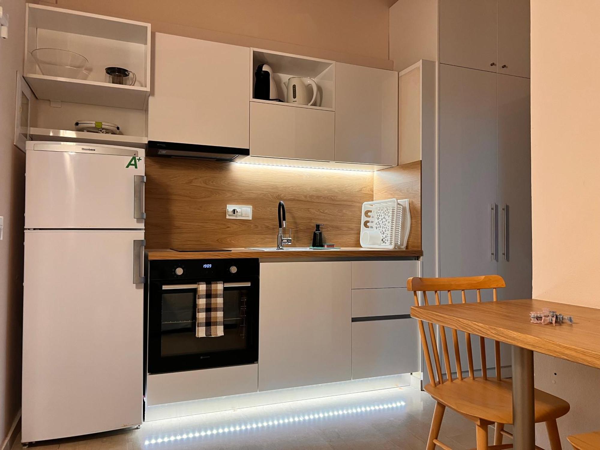 Krouzeri Beach Apartments Nisaki  外观 照片